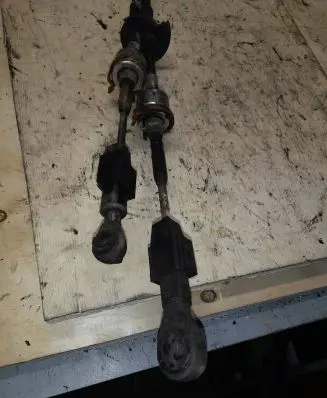 Renault Master II Gear shift cable linkage