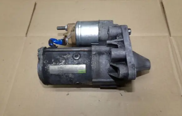 Peugeot 407 Starter motor D7G26