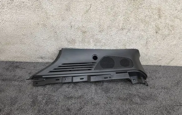 Maserati Grecale (C) pillar trim 670167202 670167201