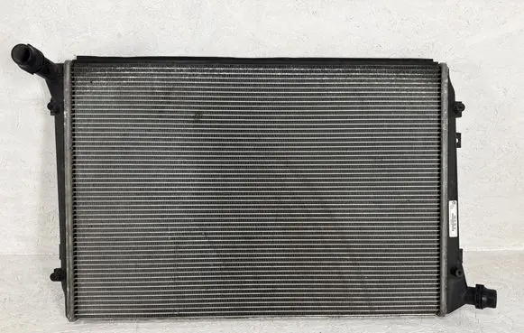 Skoda Octavia Mk2 (1Z) Coolant radiator 1K0121251AL
