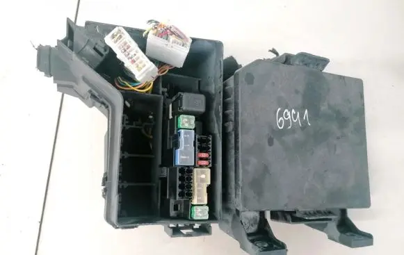 Nissan Qashqai Fuse box set