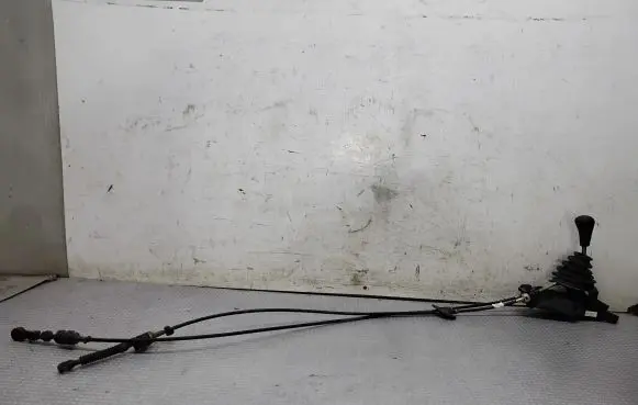 Ford Fiesta Gear shifter/selector 2S6R7C453MF 2S6R7E395AD