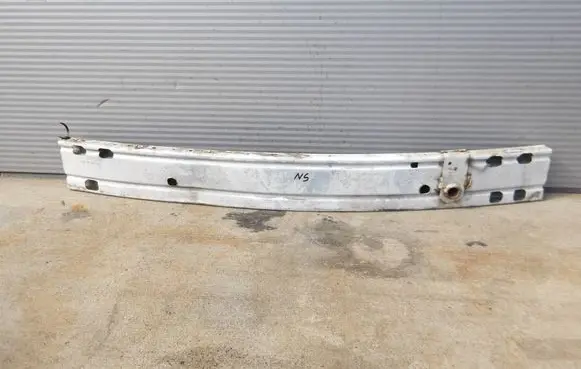 Nissan Qashqai Front bumper support beam 
