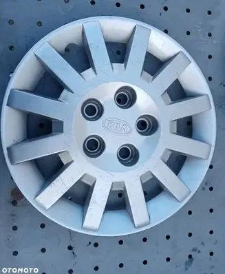 KIA Rio R15 wheel hub/cap/trim 