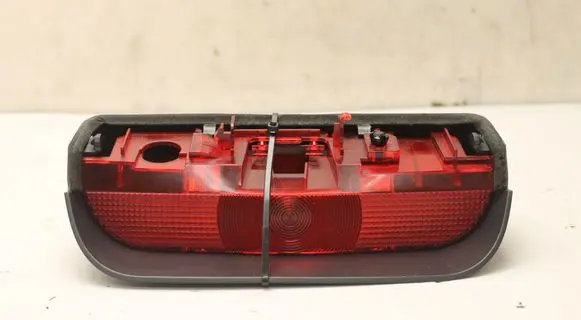 Mazda 2 Third/center stoplight