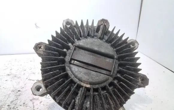Mitsubishi Pajero Viscous fan clutch 