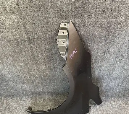 Toyota Avensis T270 Fender B1097