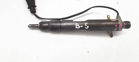 Fuel injector
