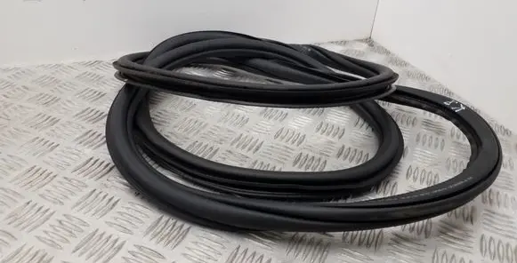 Skoda Superb B8 (3V) Front door rubber seal 3V0867365B