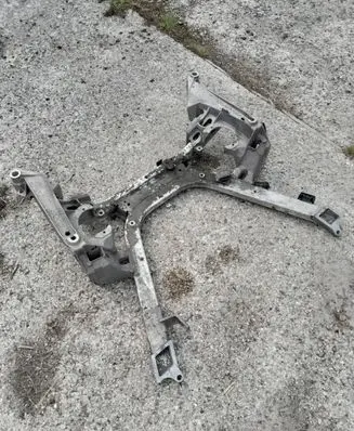 BMW 7 E65 E66 Front subframe 6752293