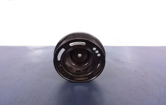 Opel Astra J Crankshaft pulley 55565300