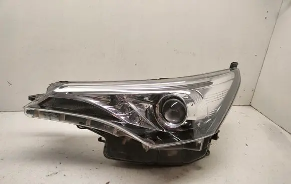Toyota Avensis T270 Headlight/headlamp