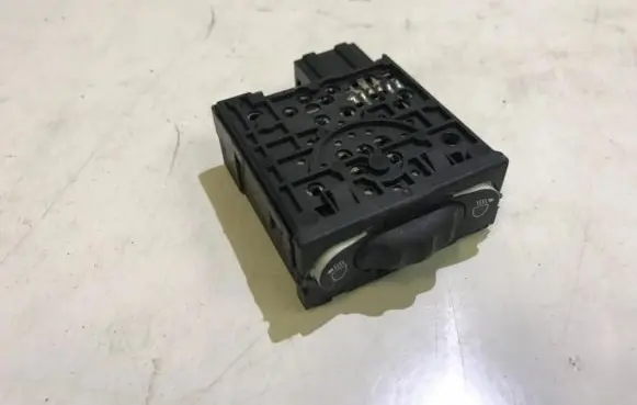 Renault Clio II Headlight level height control switch 8200060042