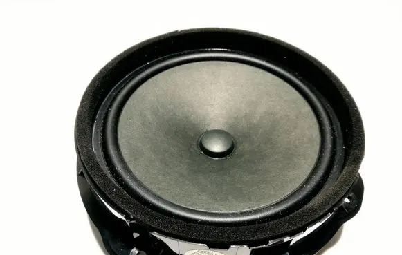 Audi Q2 - Front door speaker 8V0035415C 67811