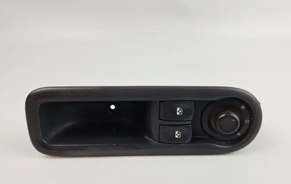 Renault Twingo II Electric window control switch 8200356515B 8200356515