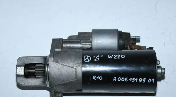 Mercedes-Benz S W221 Starter motor A0061519901