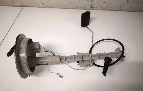 Chevrolet Captiva Fuel level sensor 20895921