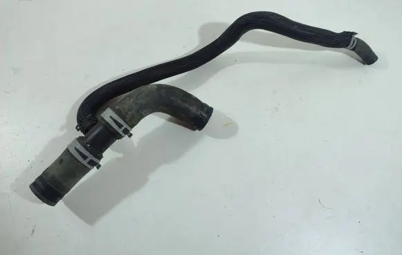 Chevrolet Camaro Engine coolant pipe/hose 84134904 23333192