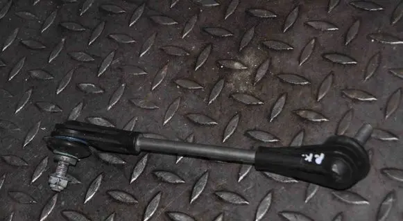 BMW i3 Front anti-roll bar/stabilizer link 6862857