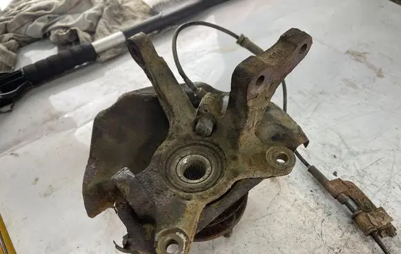 Hyundai Accent Front wheel hub spindle knuckle