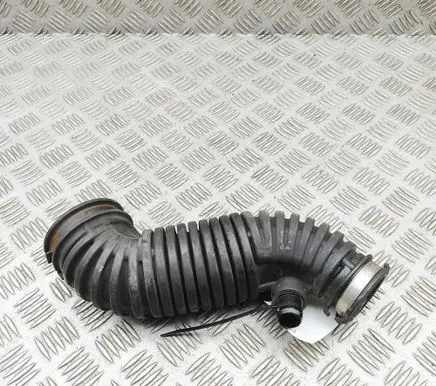 Hyundai Tucson TL Air intake duct part 28130D3100