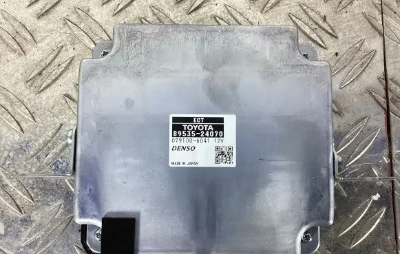 Lexus RC Gearbox control unit/module 8953524070 0791006041