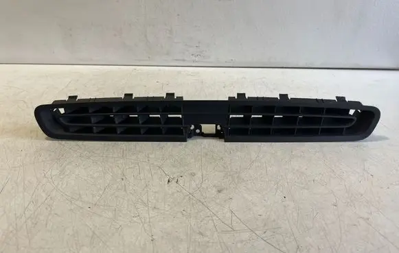Audi Q7 4M Dashboard air vent grill cover trim 4M0819632