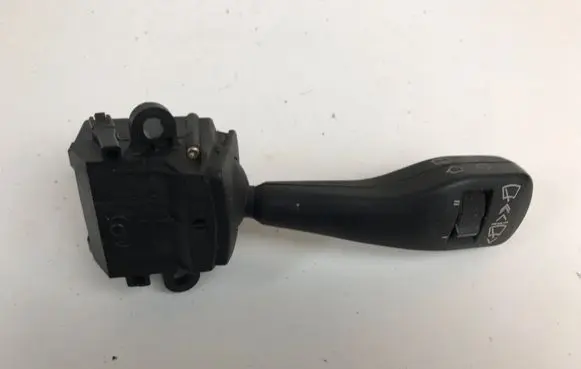 BMW 5 E39 Wiper switch 8363669 01204020