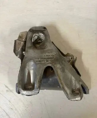 BMW X1 E84 Brake pedal 67871110 6853208