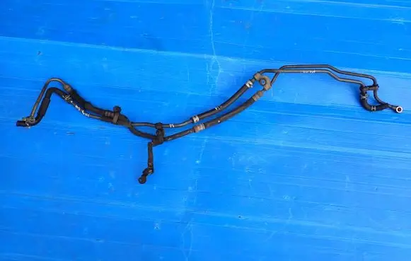 Mazda 5 Power steering hose/pipe/line 