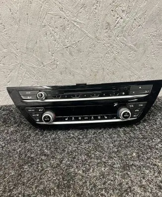 BMW 5 G30 G31 Climate control unit 7947869