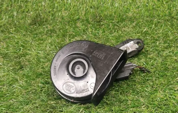 Volvo S60 Horn signal 30796896