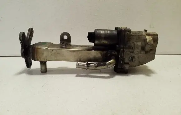 Volvo S60 EGR valve cooler 30637142 53411462 72299609