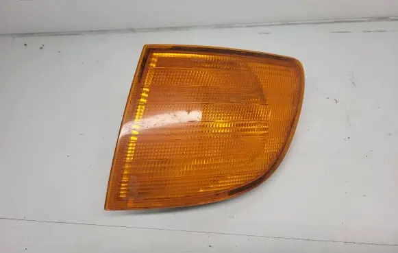 Mercedes-Benz Vito Viano W638 Front indicator light 6R01189