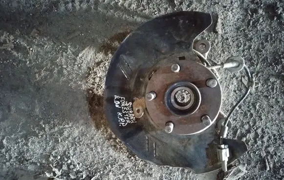 Subaru Forester SH Front wheel hub