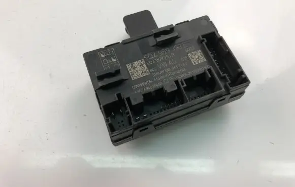 Volkswagen Golf VII Other control units/modules 5Q4959393E