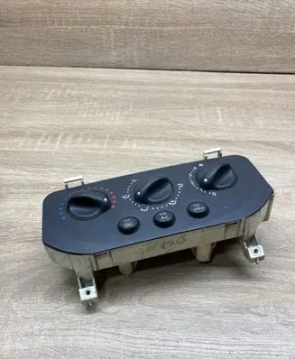 Renault Clio II Climate control unit 654982E