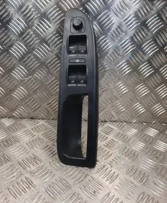 Volkswagen PASSAT B6 Front door window switch trim 3C1867171 1K4959857 1K095965F