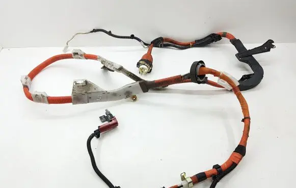 Toyota Prius (XW30) Positive cable (battery) 8216447070 005550