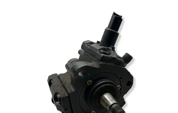 Peugeot 607 Fuel injection high pressure pump 0445010021 010516C06501