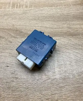 Lexus RX III Alarm control unit/module 8597048030 0515004160