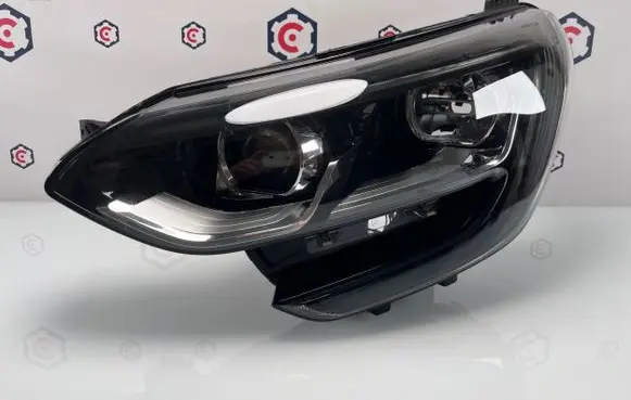 Renault Megane IV Headlight/headlamp 260607159R
