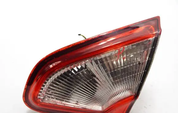 Nissan Qashqai Tailgate rear/tail lights B26550BR01A 89503209