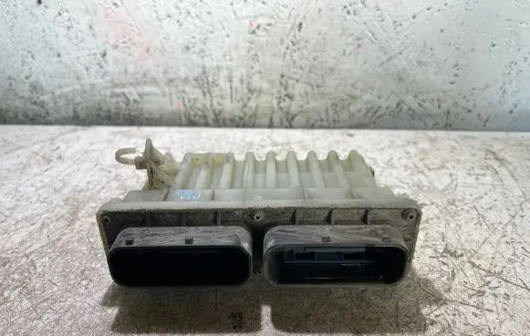 Opel Zafira A Coolant fan relay 15408375