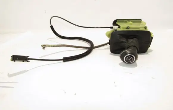 Mercedes-Benz E C207 W207 Gear shifter/selector A2042678124