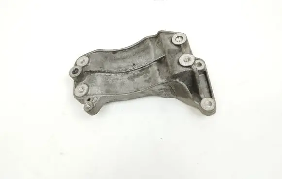 Maserati Ghibli Generator/alternator bracket VMMT013362F