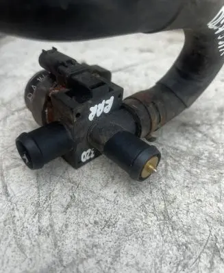 Mercedes-Benz GL X164 Webasto circulation pump for autonomous heater A1645000040 9007839B A0005062864