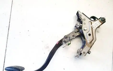 Toyota Auris 150 Clutch pedal 