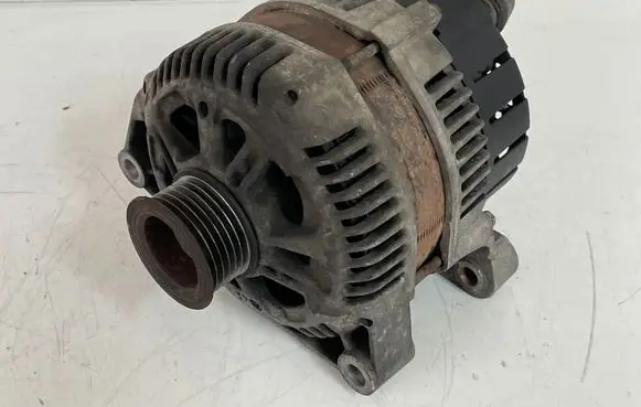 Opel Sintra Generator/alternator 2542201