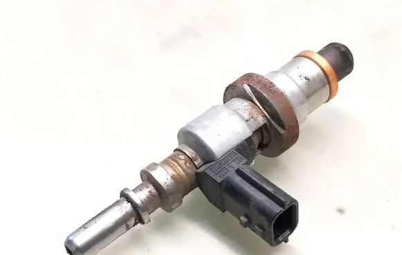 Renault Megane III AdBlue injector H8200769153